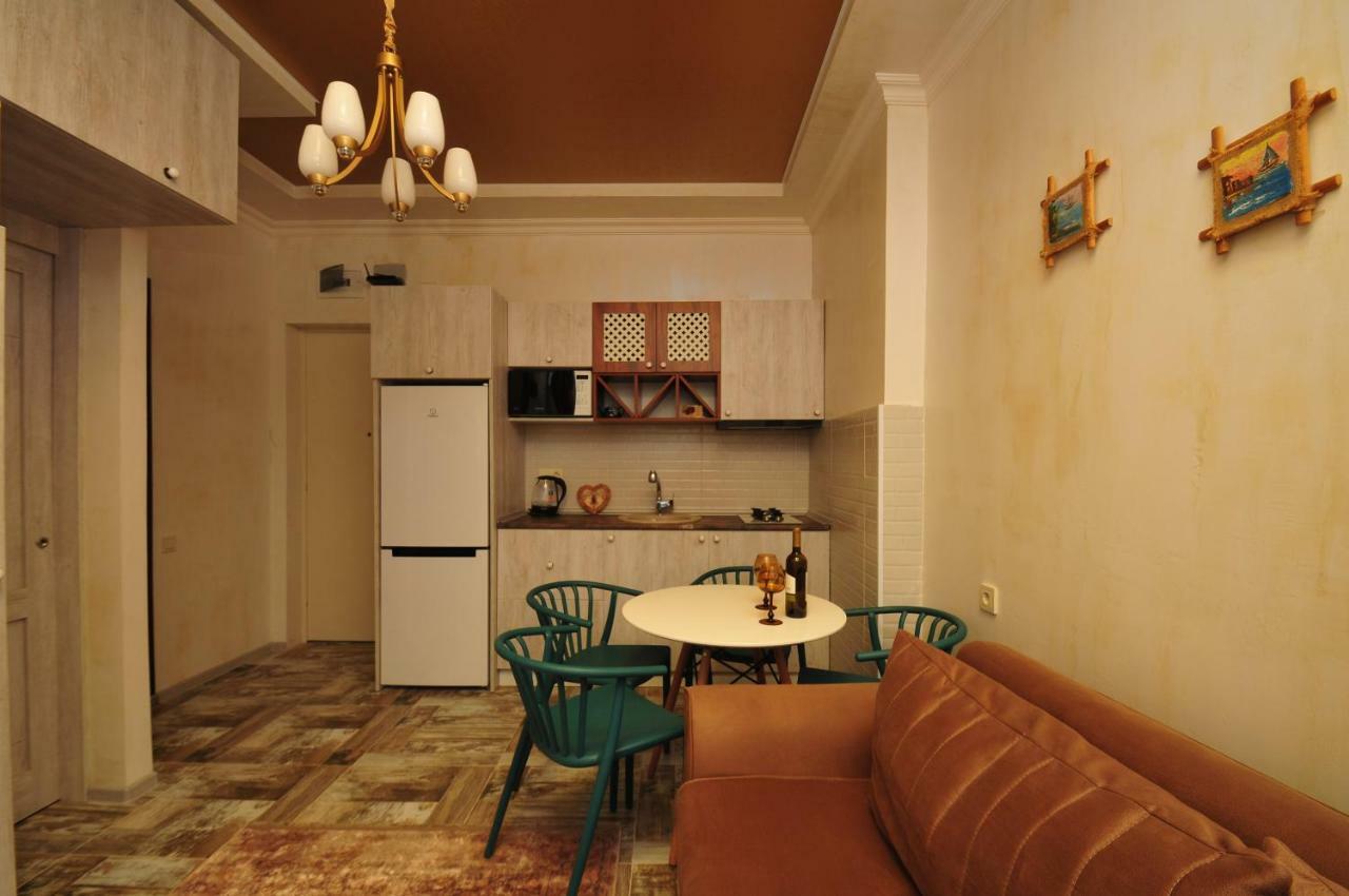 With A View Of The Trinity Holy Apartment Batumi
